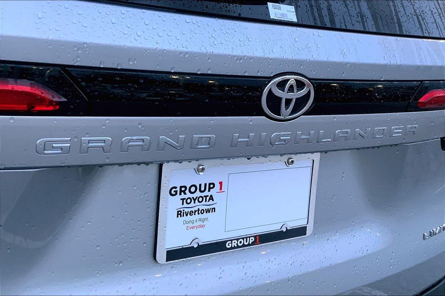 Used 2024 Celestial Silver Metallic Toyota Hybrid MAX Limited image 9