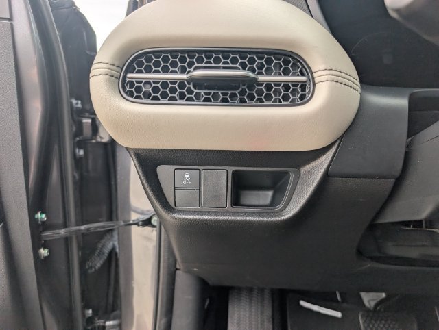 Used 2024 Gray Honda EX-L image 10