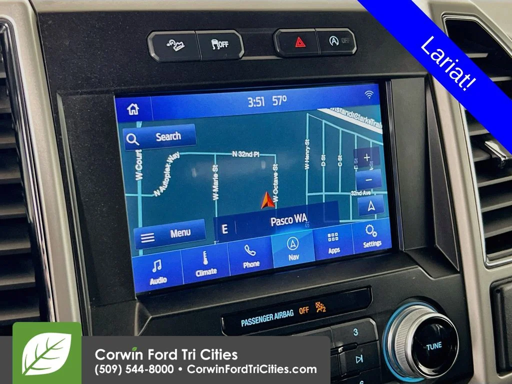 Used 2019 White Ford Lariat image 19