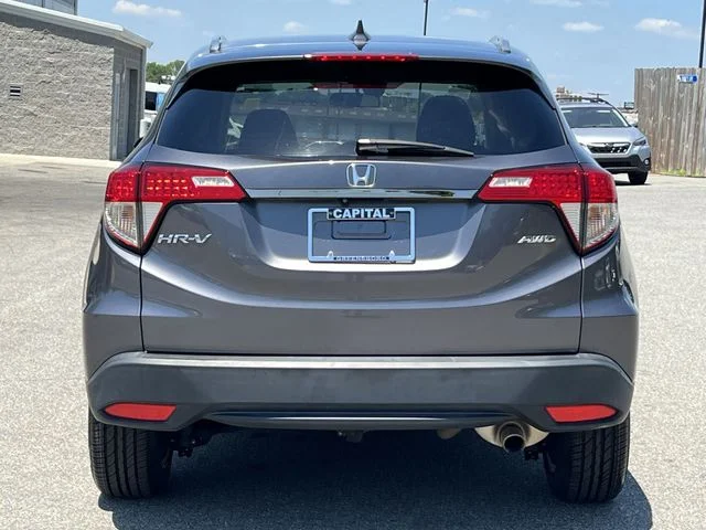 Used 2022  Honda EX image 12