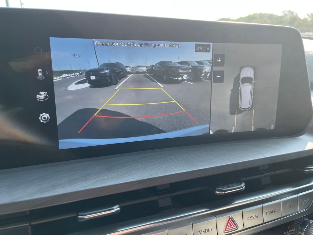 Used 2024 White Kia SX-Prestige X-Pro image 19
