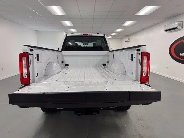 New 2026 Oxford White Ford F-250® XL image 25