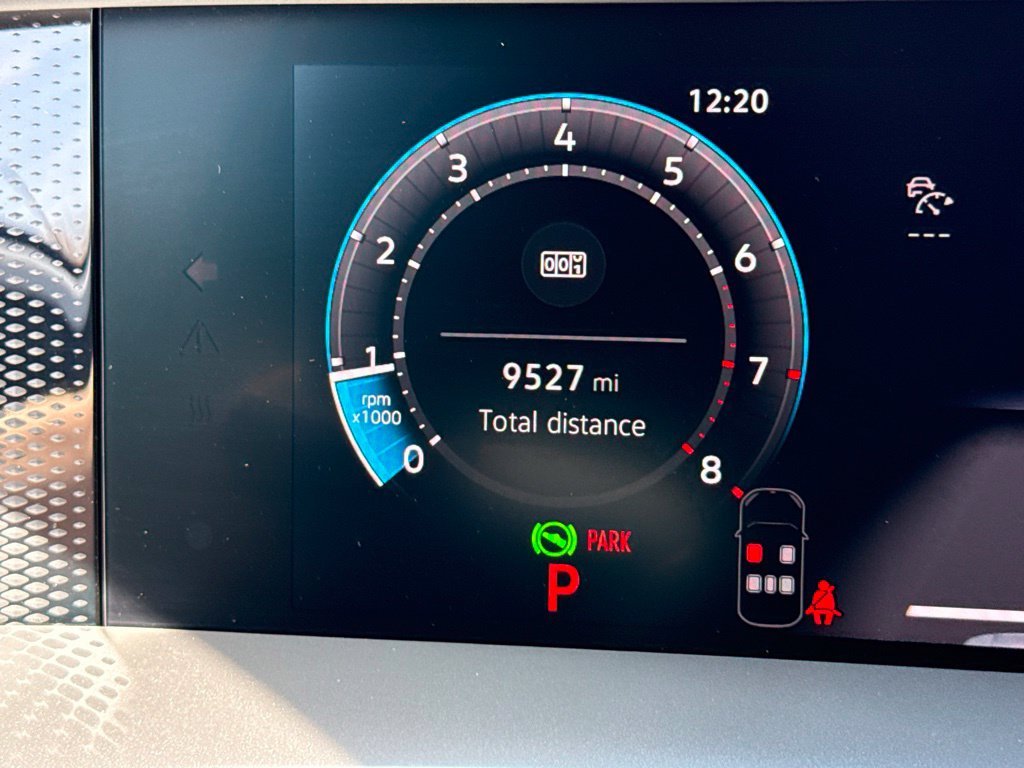 Certified Used 2026  Volkswagen SE R-Line Black image 17