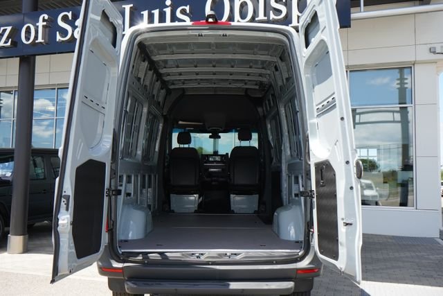 New 2025 Silver+Gray Mercedes-Benz Cargo 144 WB image 8