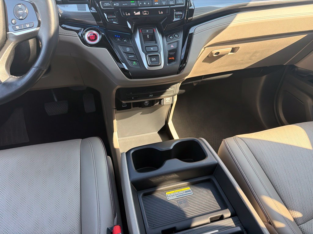 2024 Honda Odyssey Elite - Photo 16
