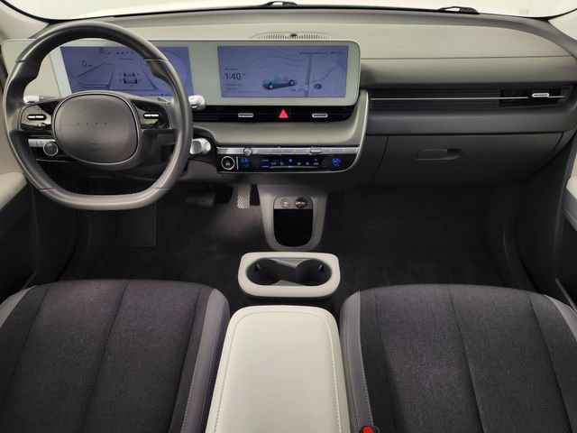Certified Used 2024 White Hyundai SE image 18