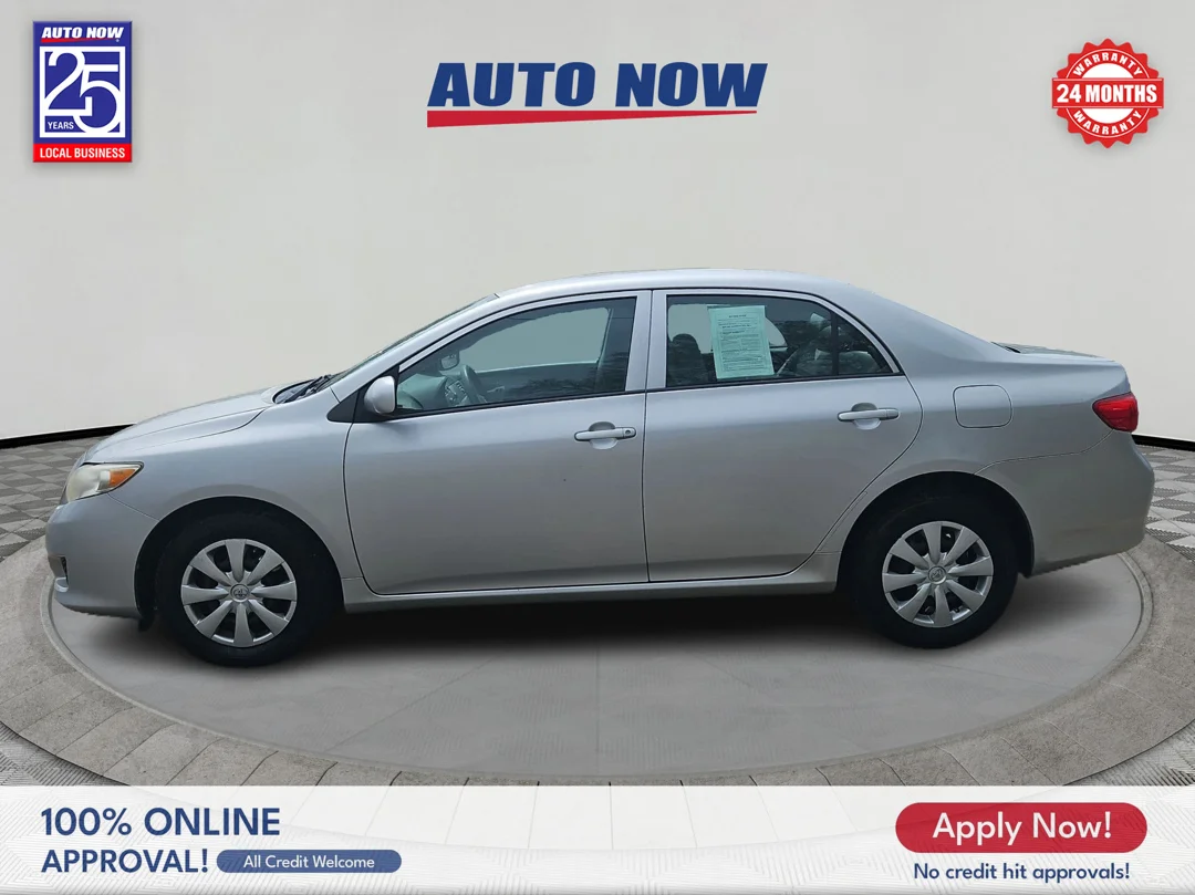 Used 2010 Classic Silver Metal Toyota LE 4-Speed AT image 3