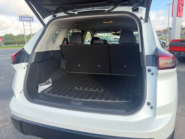 New 2026 Everest White Pearl TriCoat Nissan Rock Creek® image 27