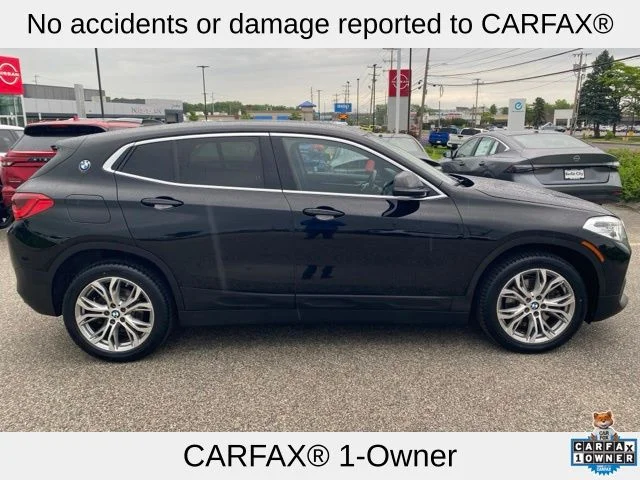 Used 2018 Jet Black BMW xDrive28i image 2