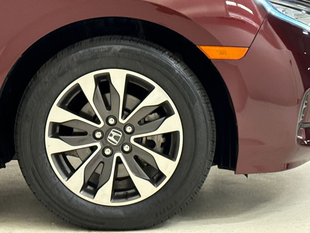 2021 Honda Odyssey EX-L - Photo 6