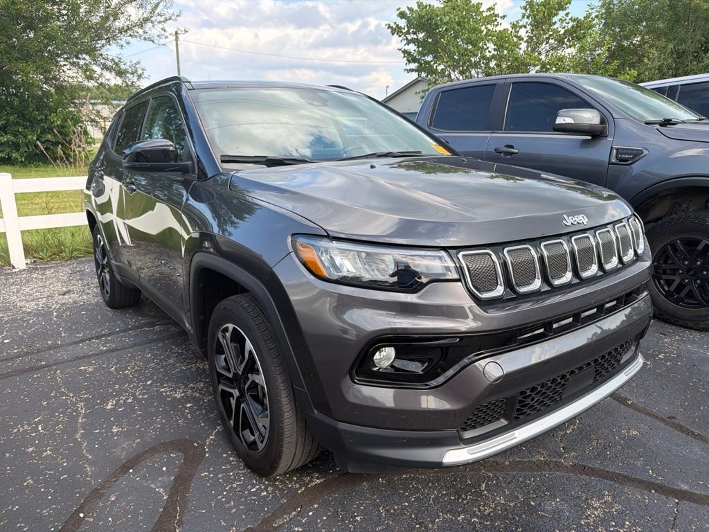 Used 2022 Gray Jeep Limited image 6