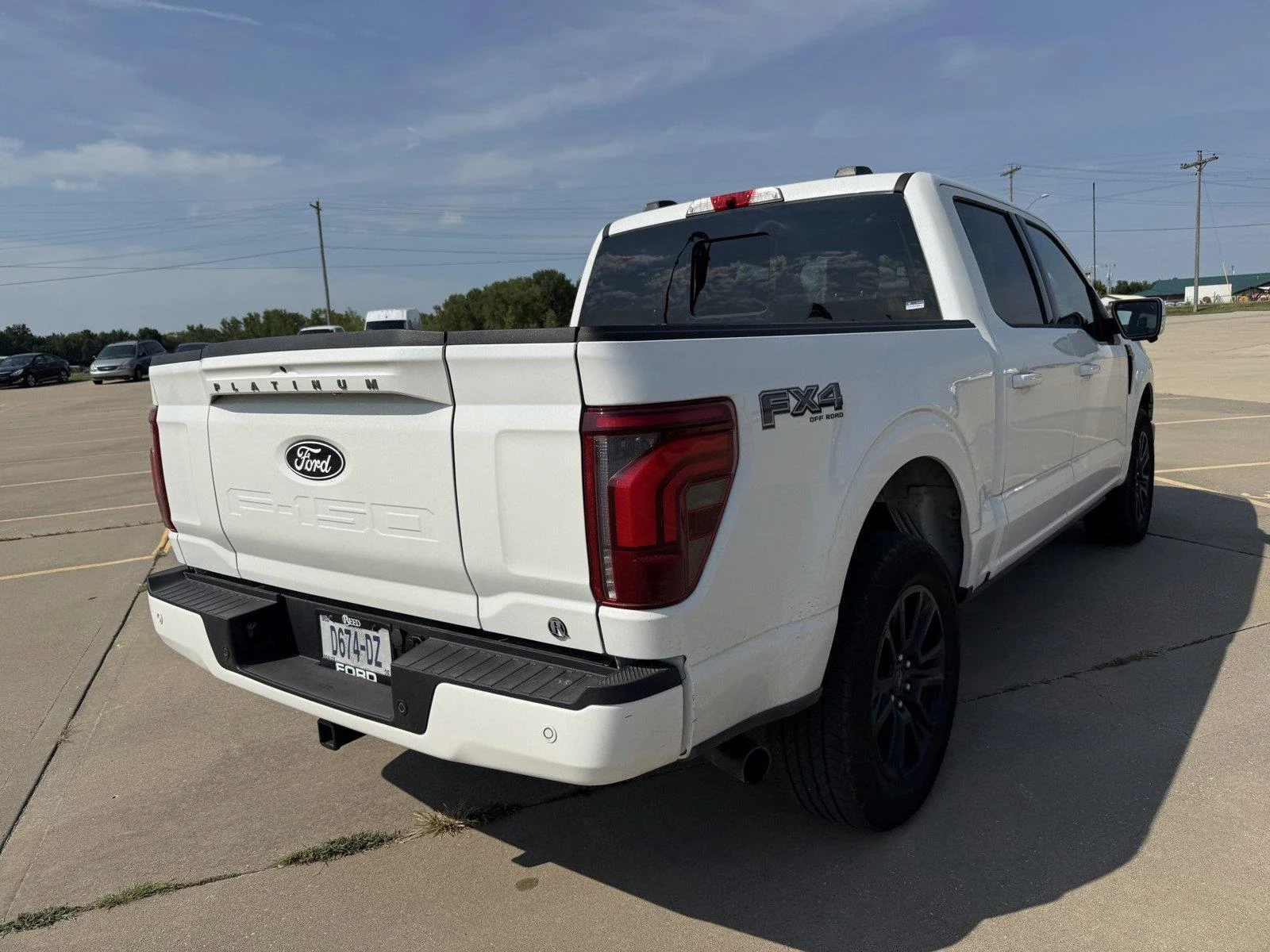 Used 2025 Star White Ford Platinum image 9