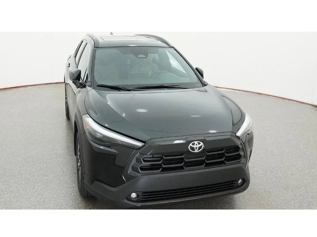 New 2026 Jet Black Toyota XLE image 18