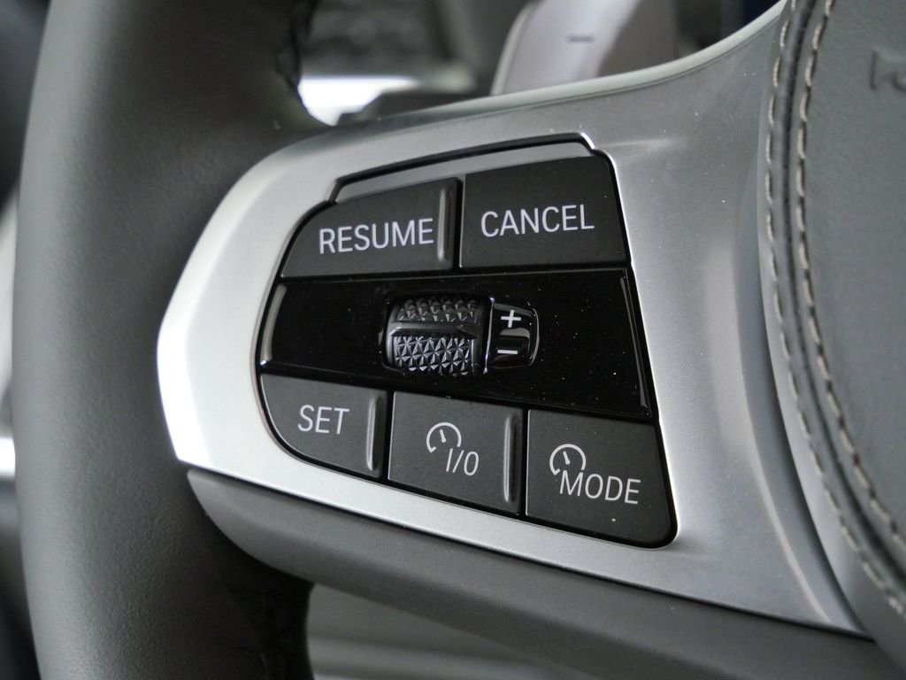 New 2026 Skyscraper Grey Metallic BMW xDrive40i image 41
