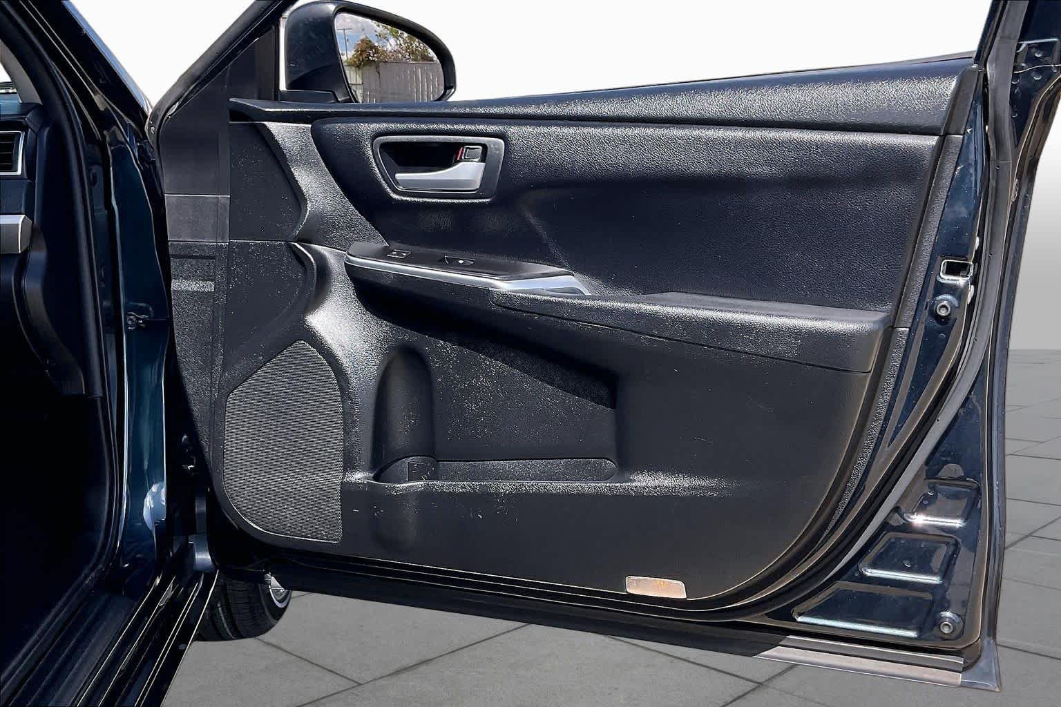 Used 2017 Cosmic Gray Mica Toyota LE image 23