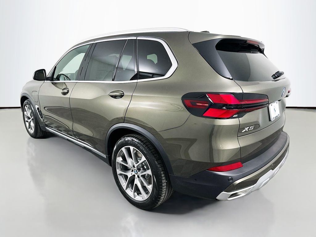 Used 2026 Manhattan Green Metallic BMW xDrive50e image 7
