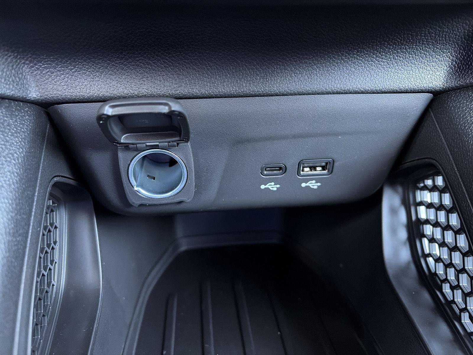 New 2026 Mosaic Black Metallic Chevrolet LT image 19