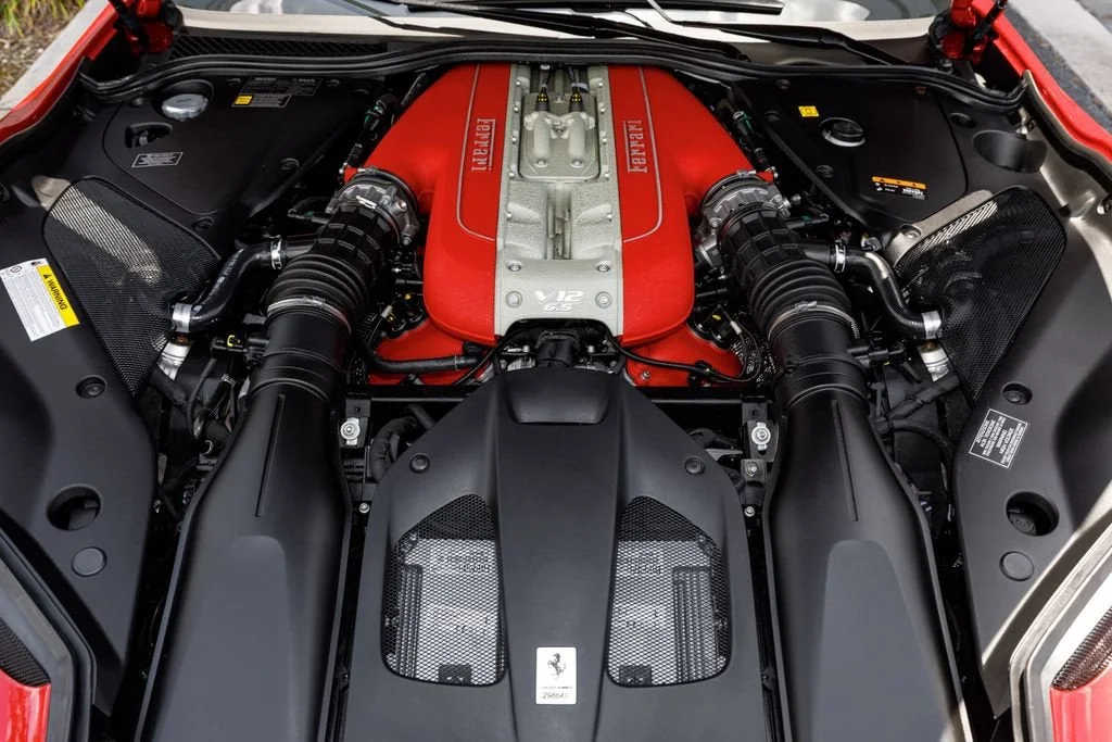 Used 2023 Rosso Berlinetta Ferrari  image 13