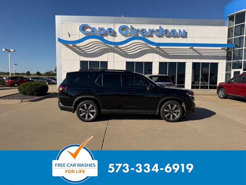 Used 2025 Crystal Black Pearl Honda AWD Elite image 28