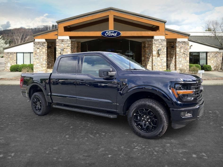 New 2026 Antimatter Blue Metallic Ford XLT image 3