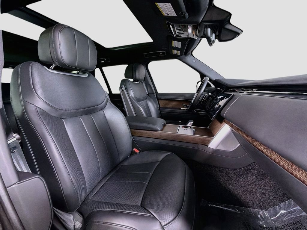 Certified Used 2025 Gray Land Rover SE image 30
