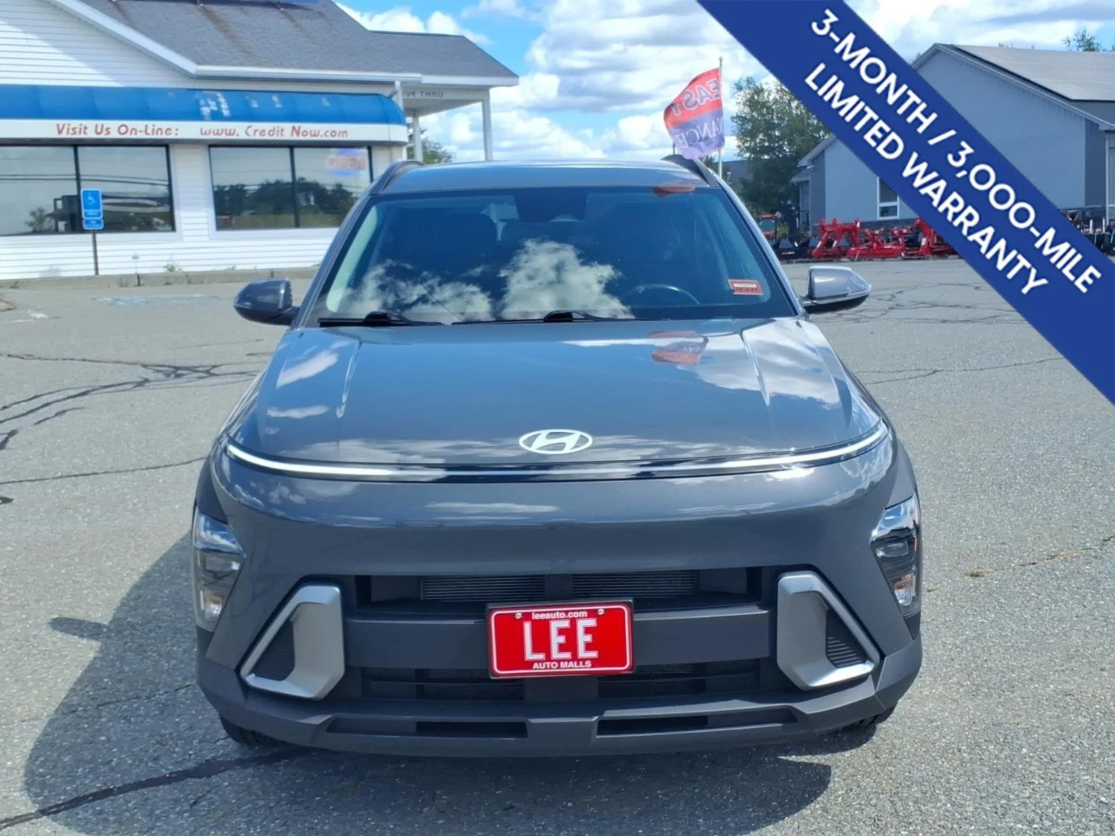 Used 2025 Gray Pearl Hyundai SEL image 2