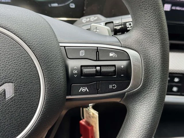 Used 2023 Black Kia LX image 23