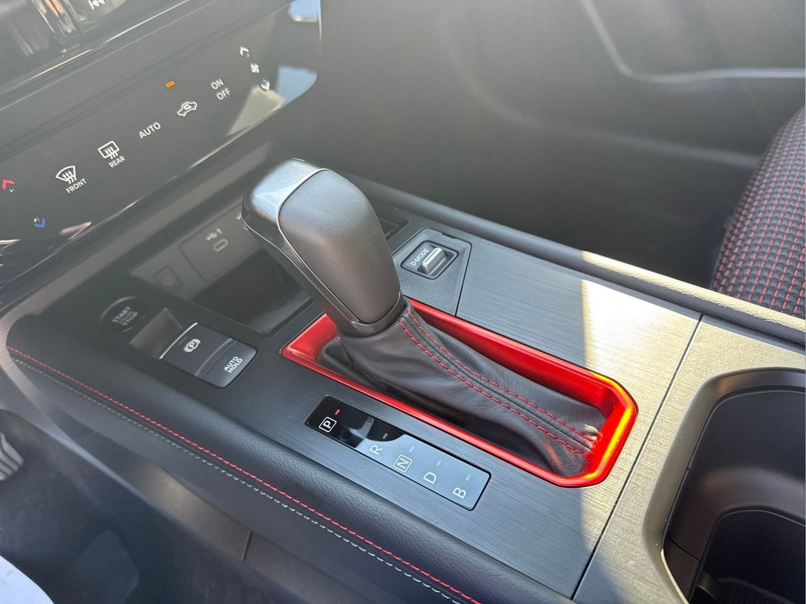 2026 Nissan KICKS SR - Photo 20