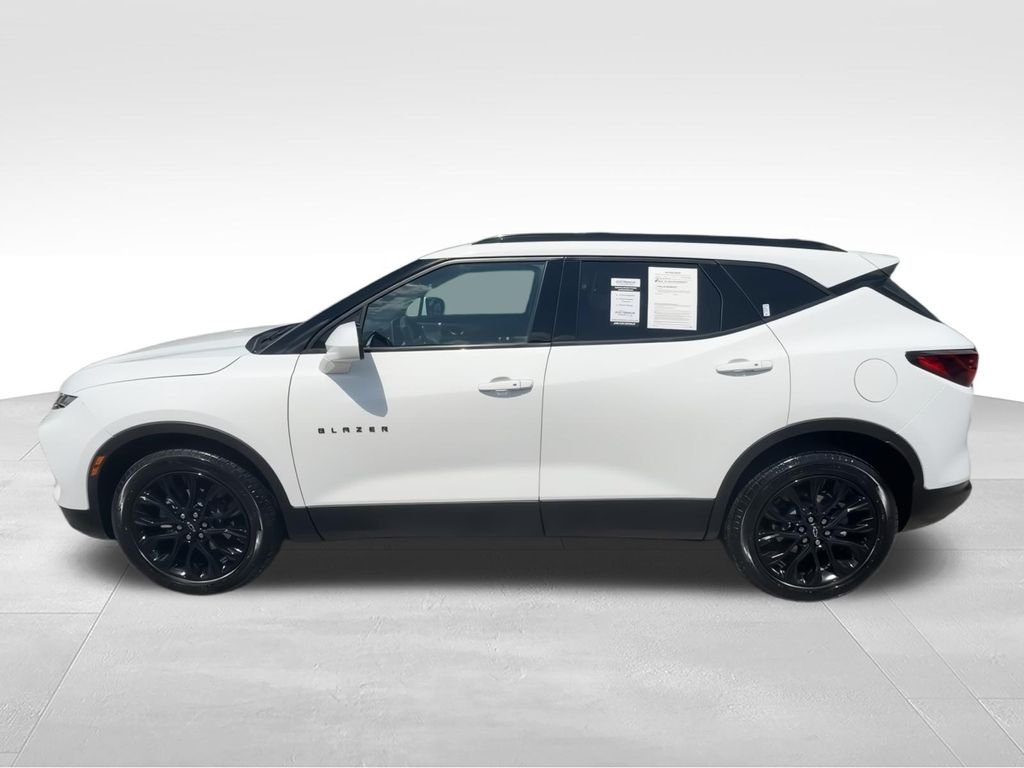 Used 2024 White Chevrolet LT image 5