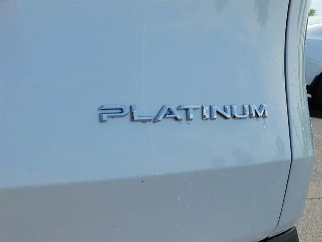 New 2026 Wind Chill Pearl Toyota Platinum image 7