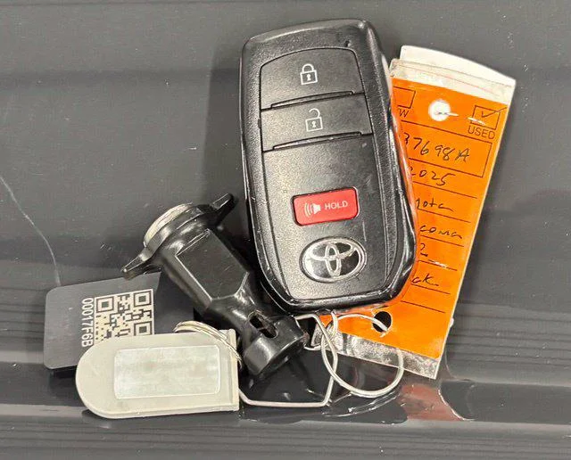 Used 2025 UNDERGROUND Toyota  image 27