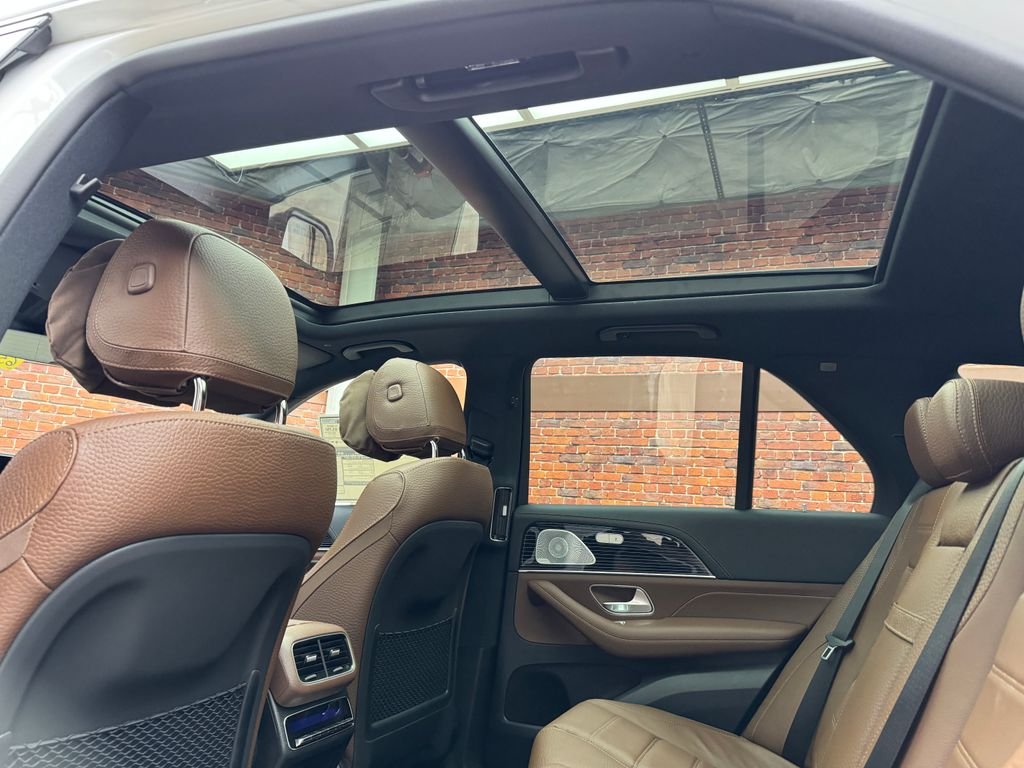 New 2026 White Mercedes-Benz GLE 350 image 3