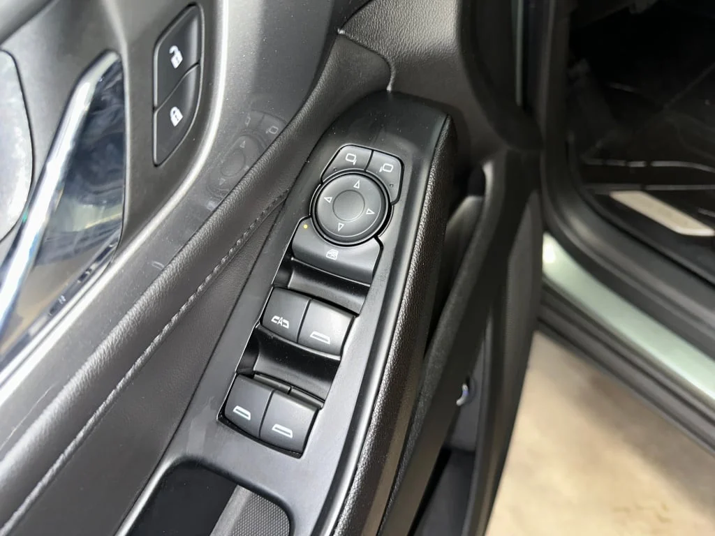 2023 Chevrolet Traverse 1LT - Photo 8