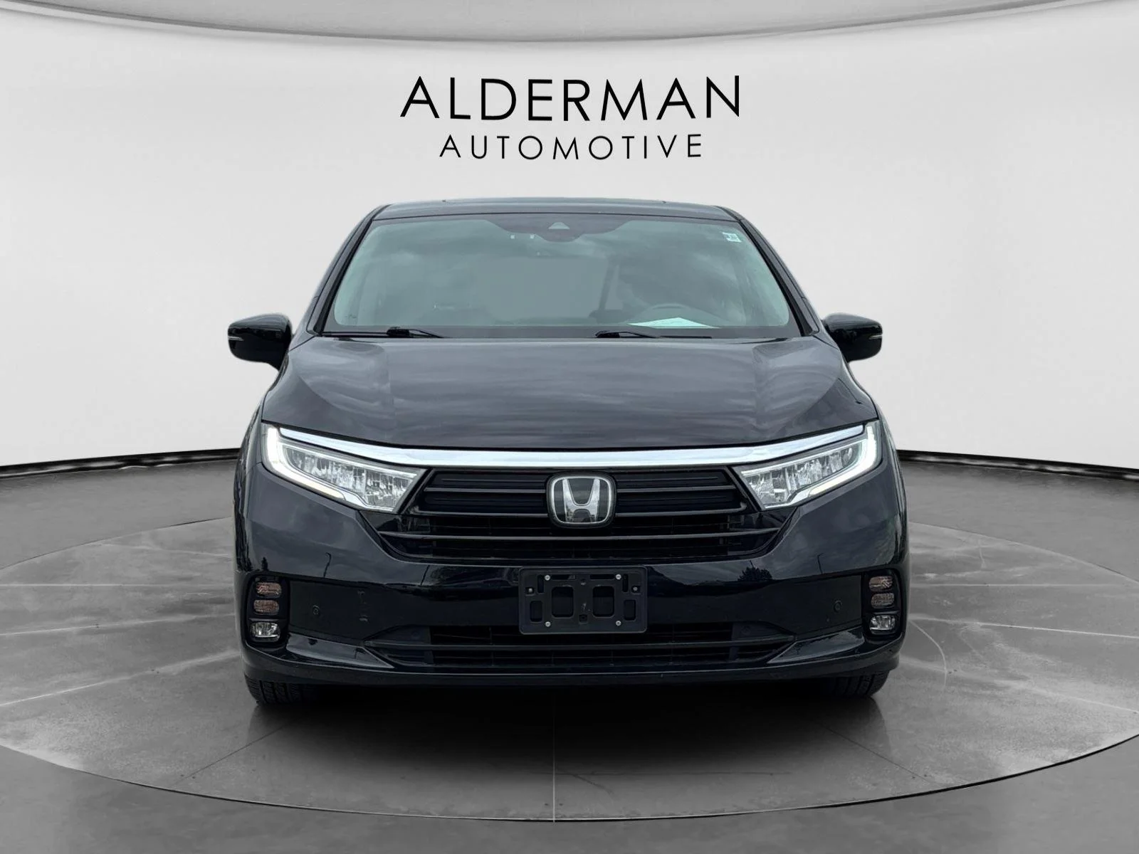 Used 2021 Crystal Black Pearl Honda Touring image 8