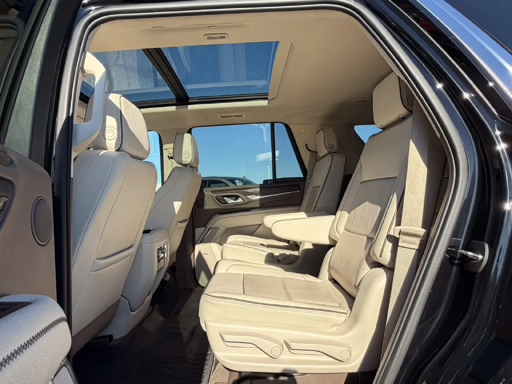 2023 GMC Yukon Denali - Photo 36