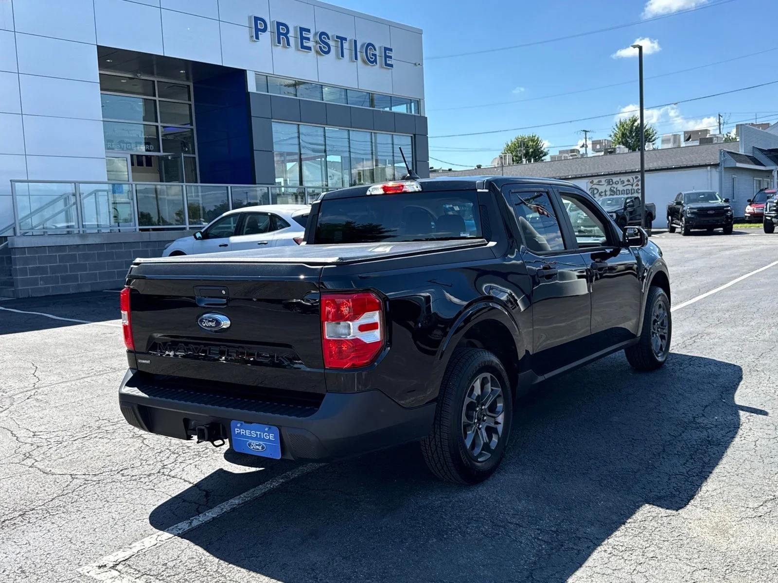 Used 2022 Black Ford XLT image 12