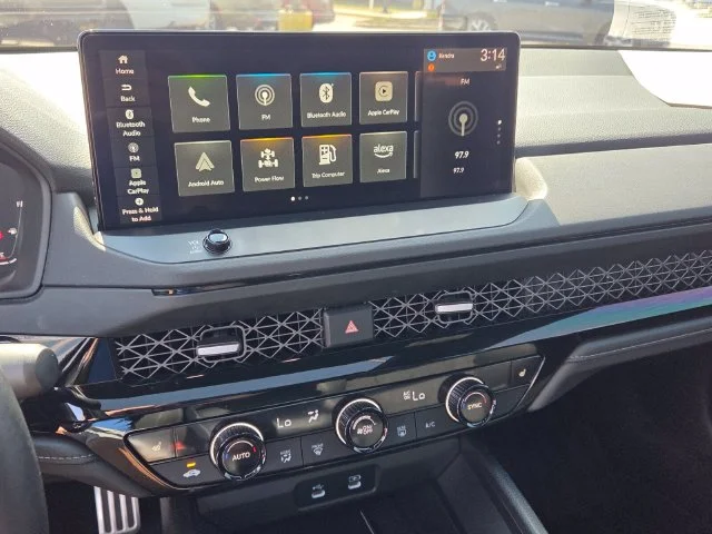 Used 2025  Honda Sport image 21