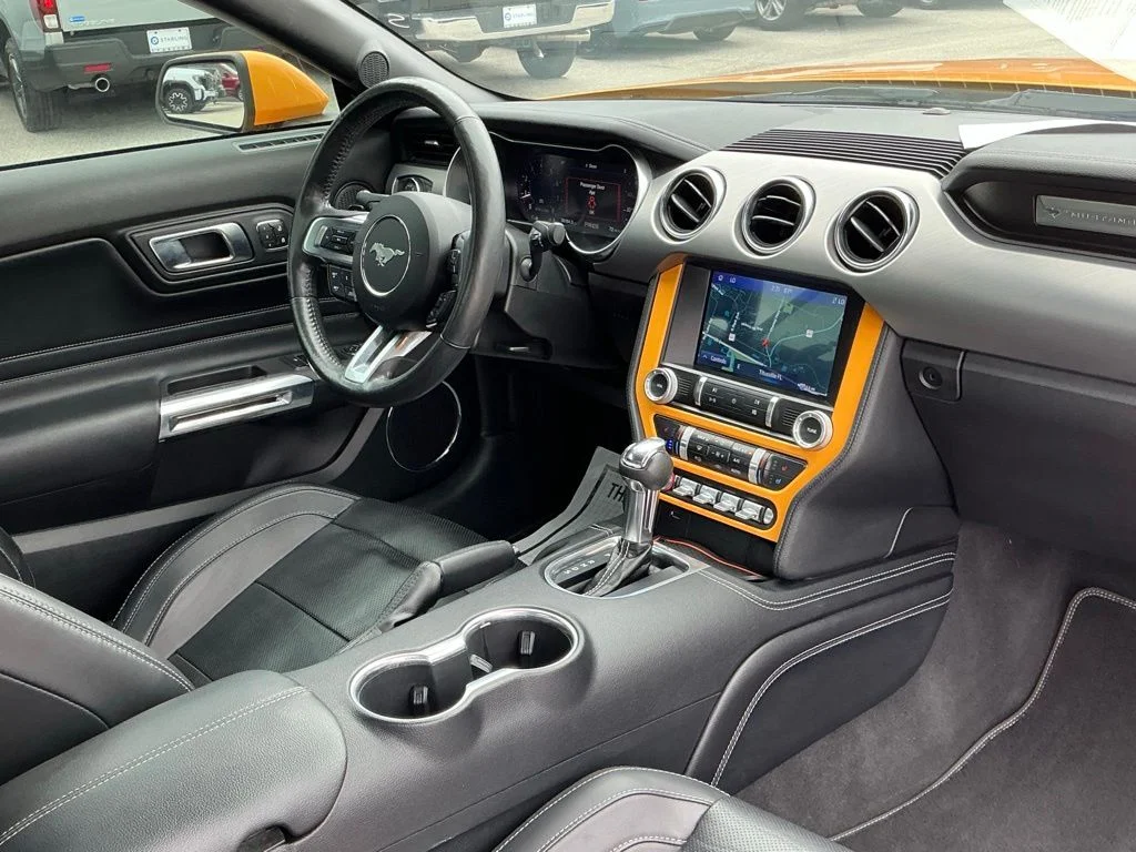 Used 2022  Ford GT Premium image 31