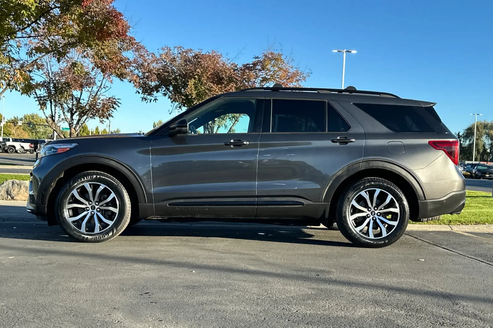 Used 2020 Magnetic Metallic Ford ST image 5