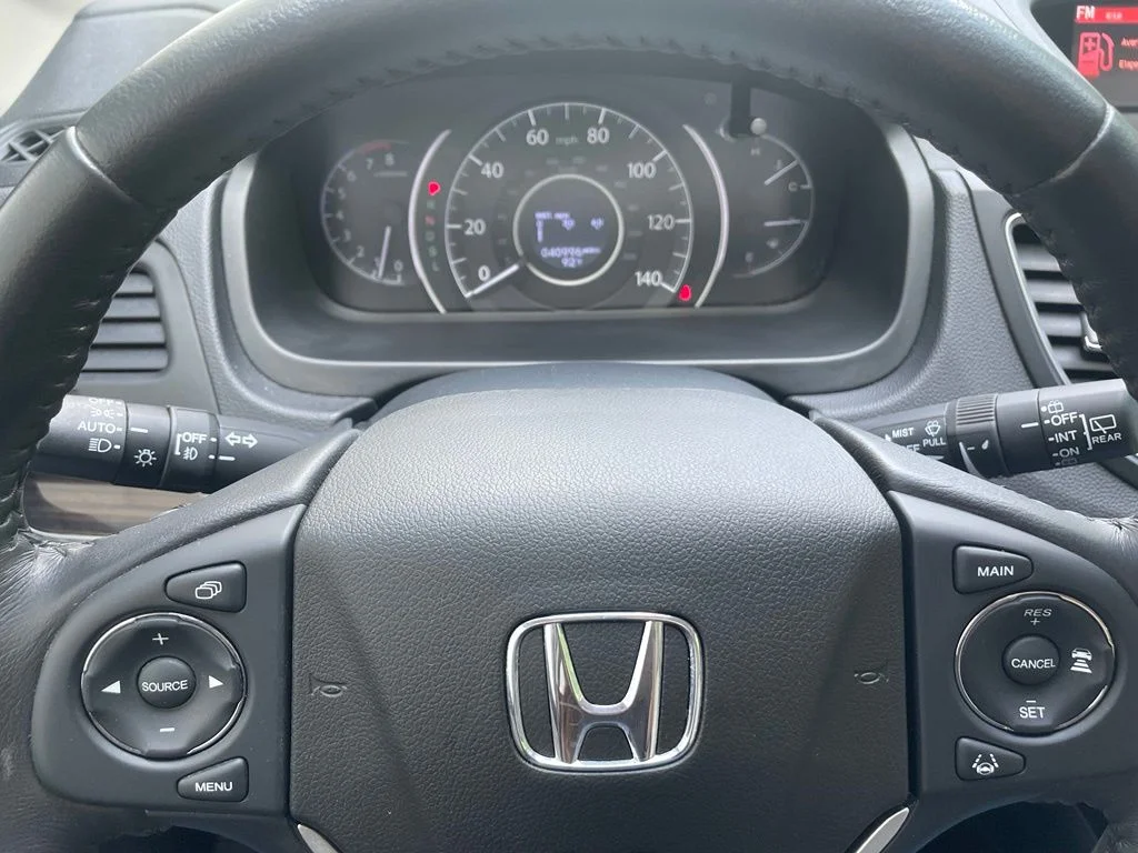 Used 2016 Mountain Air Metallic Honda Touring image 14