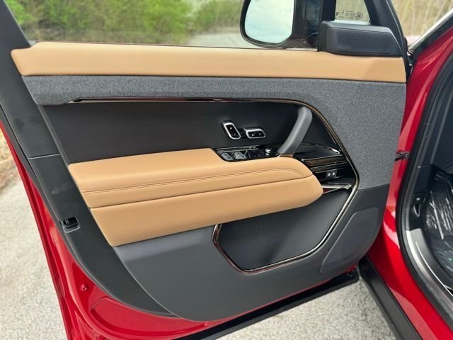 New 2026 Firenze Red LAND ROVER SE image 9