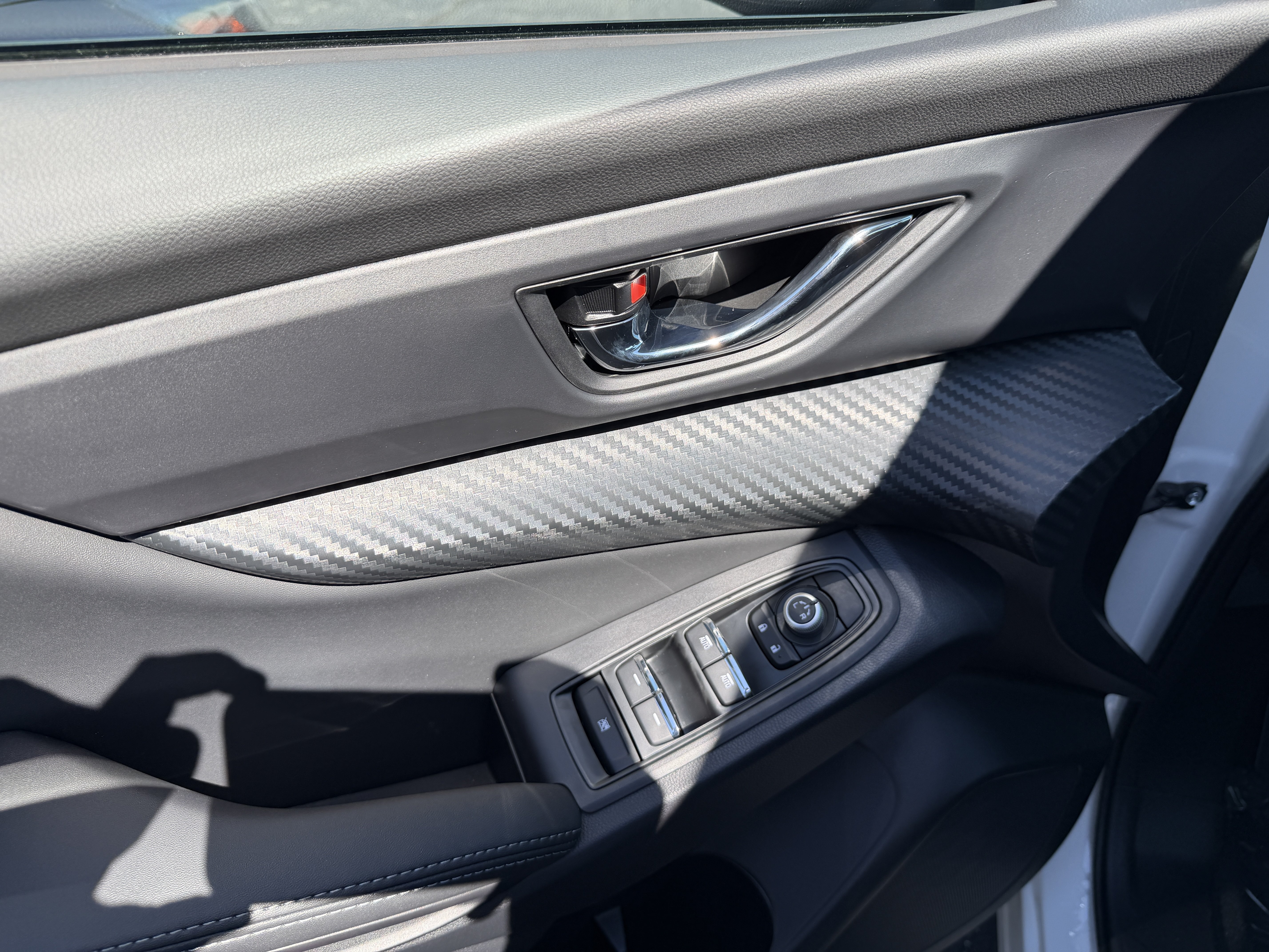 New 2026 CRYSTAL WHITE PEARL Subaru Premium 7-Passenger image 10