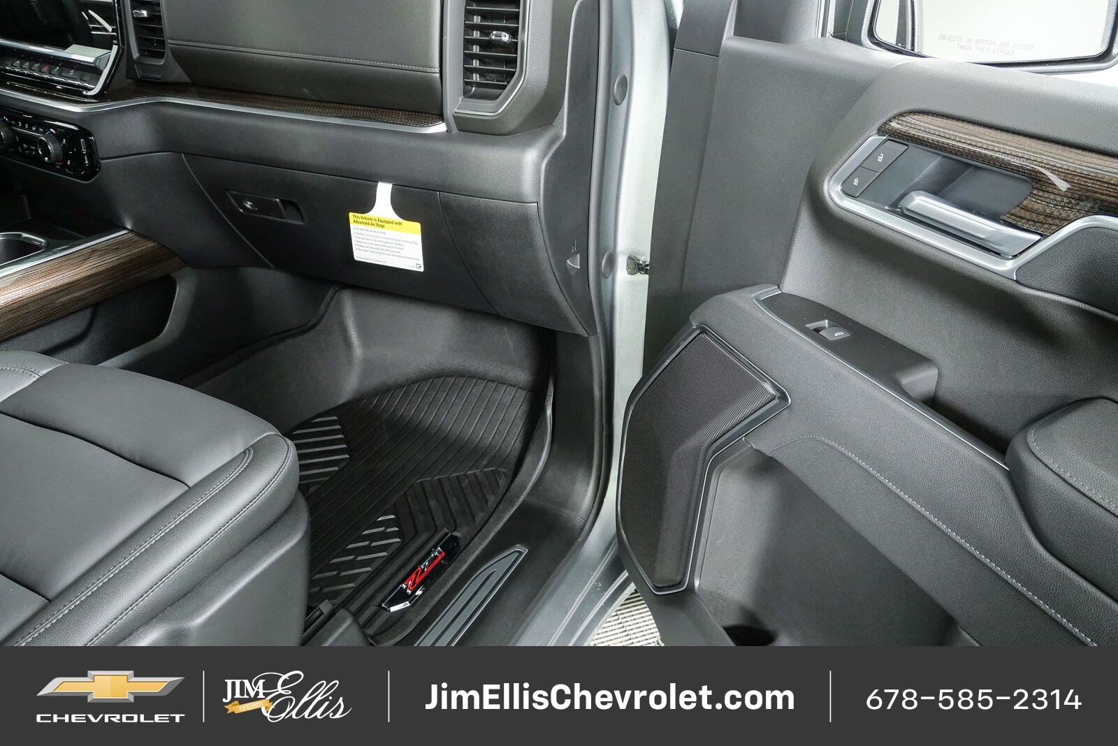 New 2026 Sterling Gray Metallic Chevrolet LT image 24