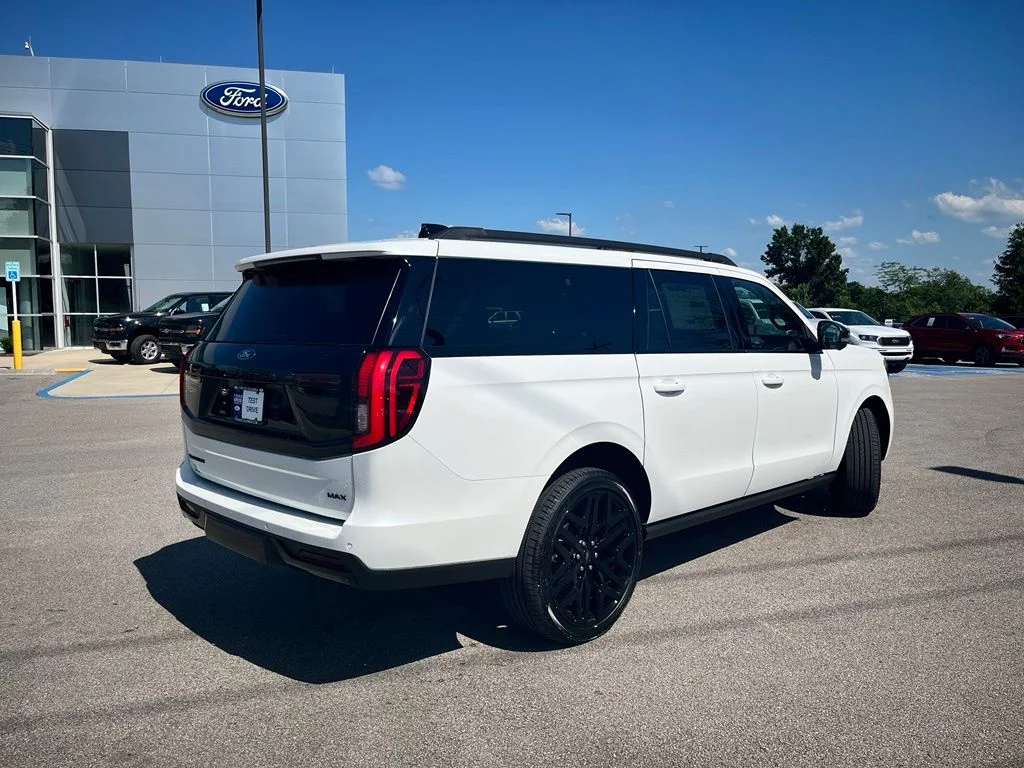 New 2026 White Ford Platinum image 5