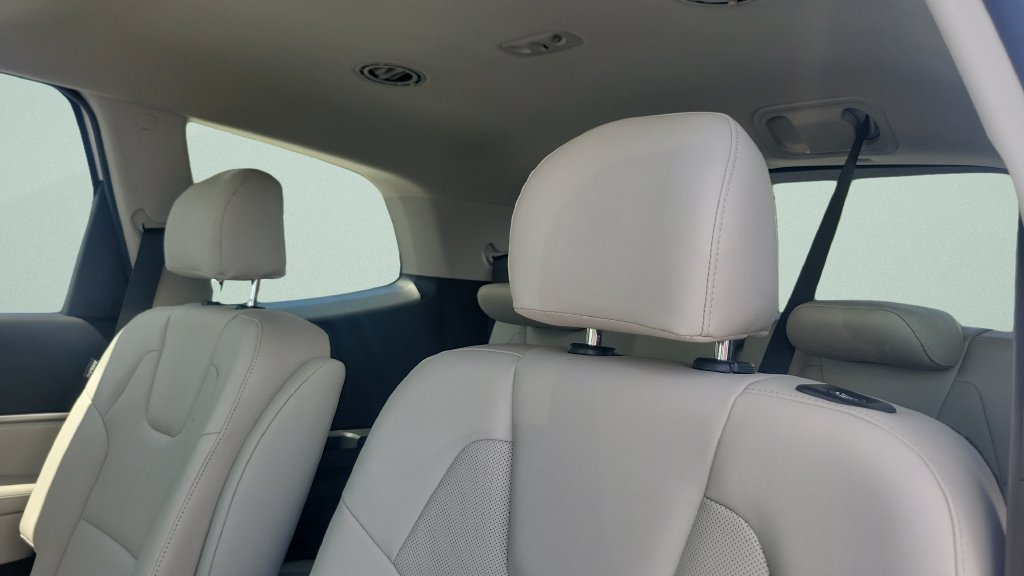 2023 Kia Telluride S - Photo 10