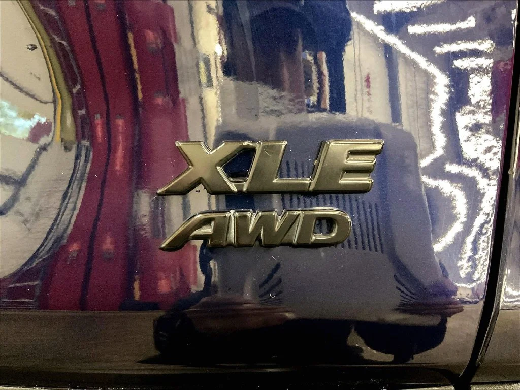 2023 Toyota RAV4 XLE Premium - Photo 11