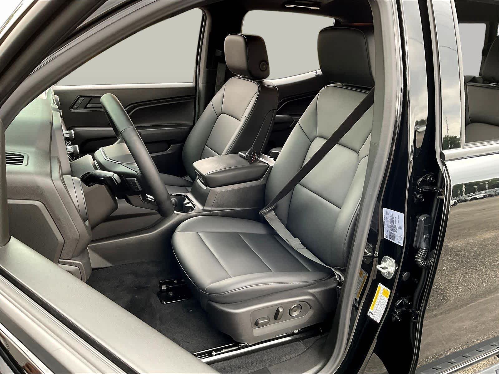 2025 Chevrolet Colorado Trail Boss - Photo 24