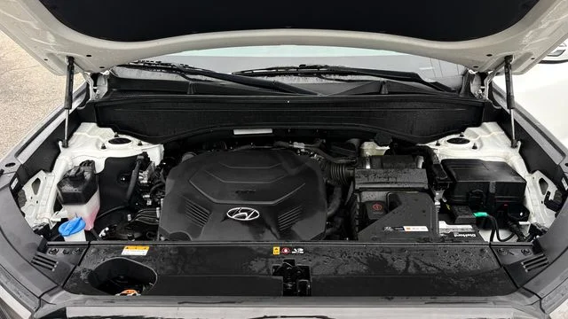 Used 2023 White Hyundai SEL image 27