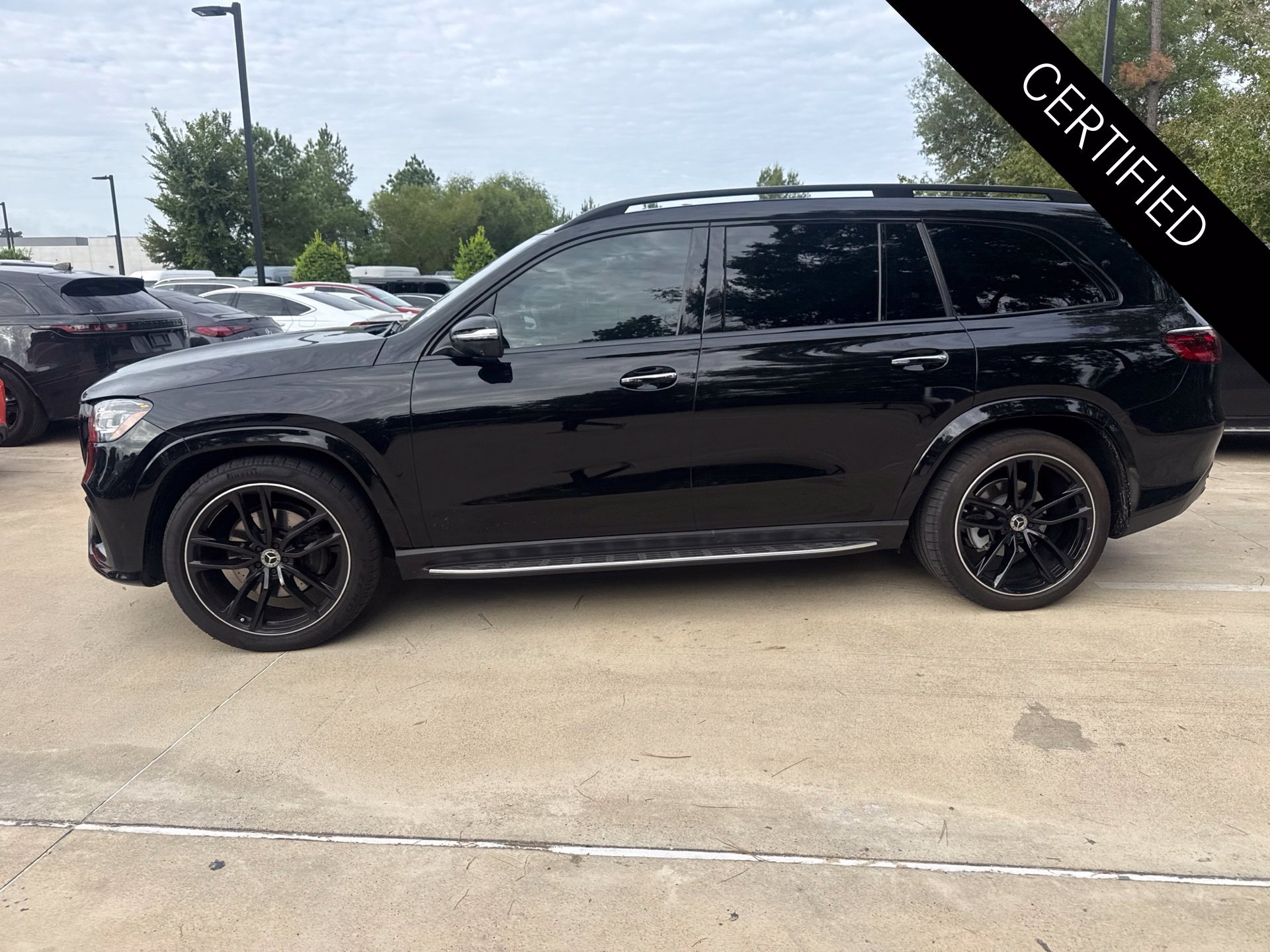 Certified Used 2025 Obsidian Black Metallic Mercedes-Benz GLS 450 image 7