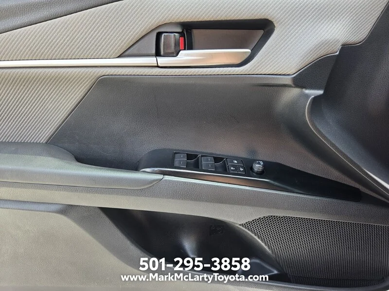 Used 2025 GRAY TOYOTA SE image 22